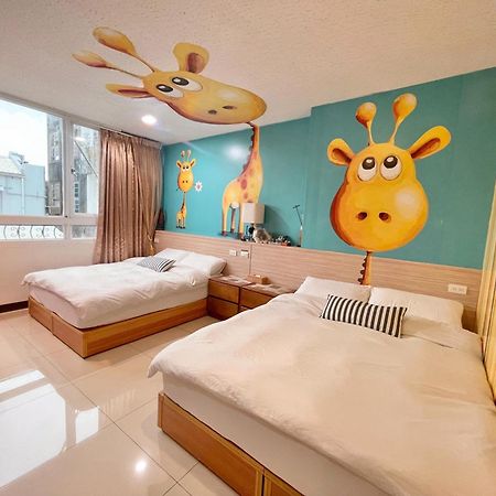 斑比bambi Hotell Tainan Eksteriør bilde